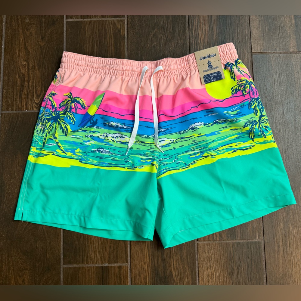 NWT! Chubbies swim trunks for men size S & L